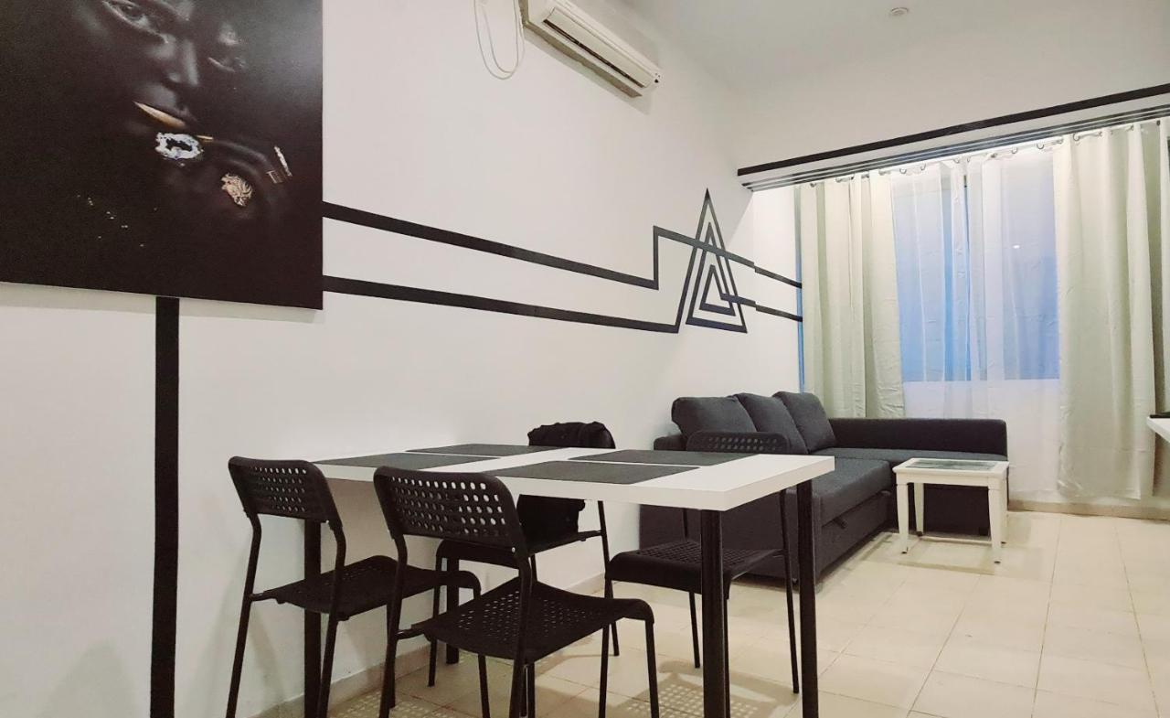 Nice Apartments On Ben Yehuda Str Tel Aviv Exterior foto